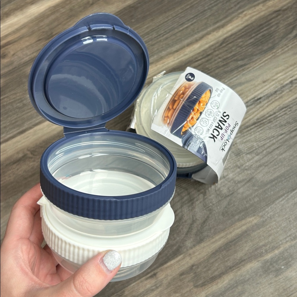 NWT SnapLock Snack Containers - Picture 5 of 5